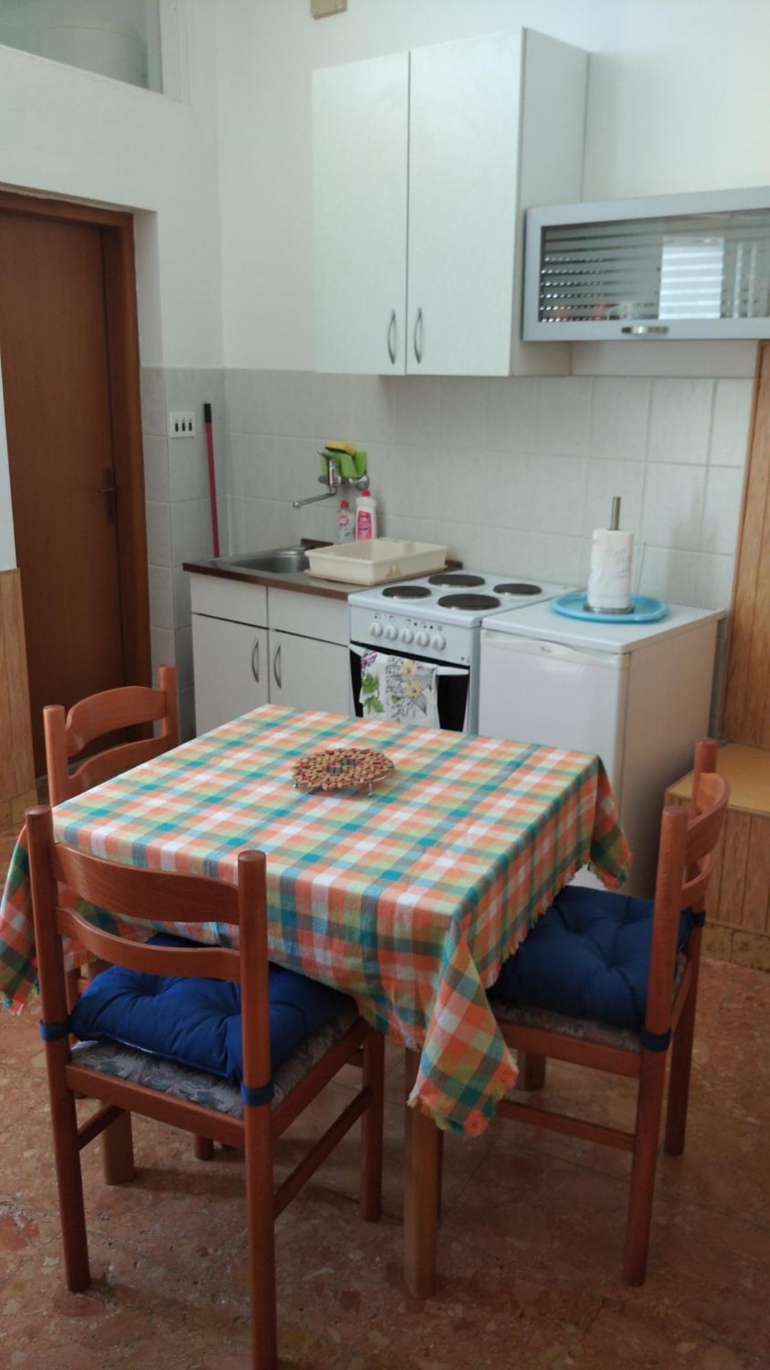 Moki Apartment Вис Екстериор снимка